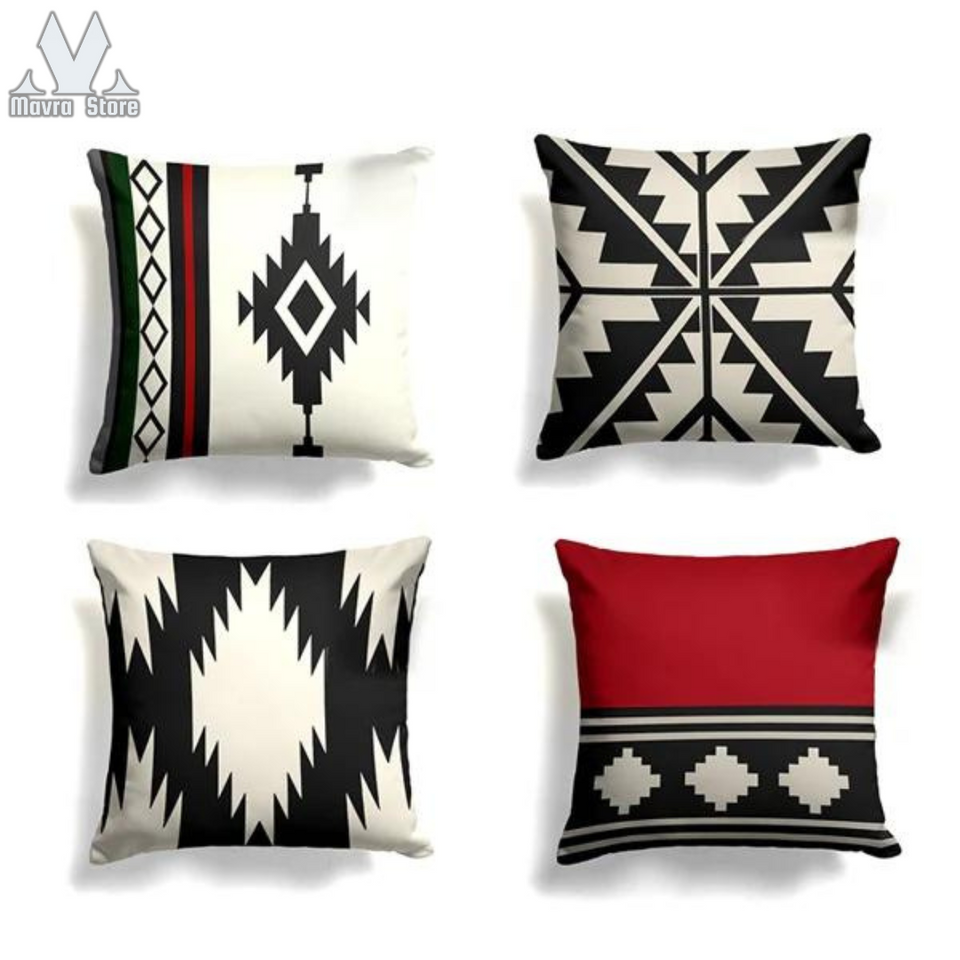 Traditional Style Cushion Black pack of 4